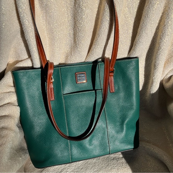Dooney & Bourke Lexington bag in green - Picture 4 of 11